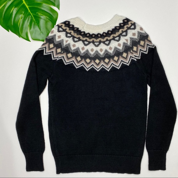 Old Navy Wool Blend Crew Neck Sweater - Picture 3 of 5